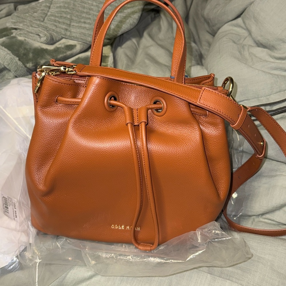 Cole Haan 3 in 1 leather bucket bag BT